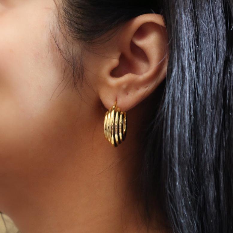 Tierra Gold Earrings