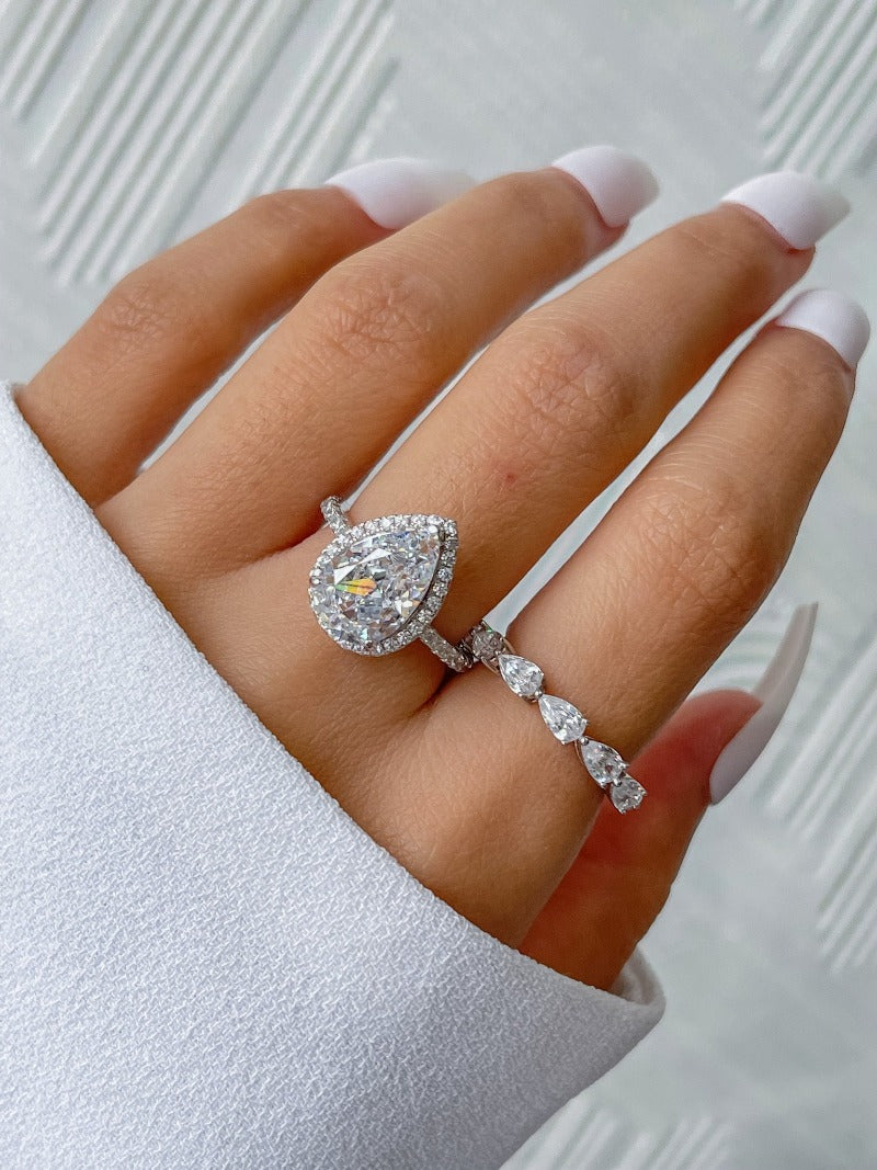 Eva Sterling Silver Band