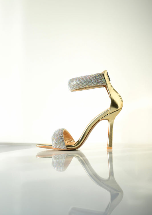 Leila Diamante Gold Heels