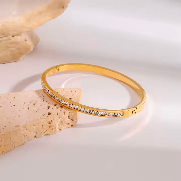 Evelyn Zircon Bangle