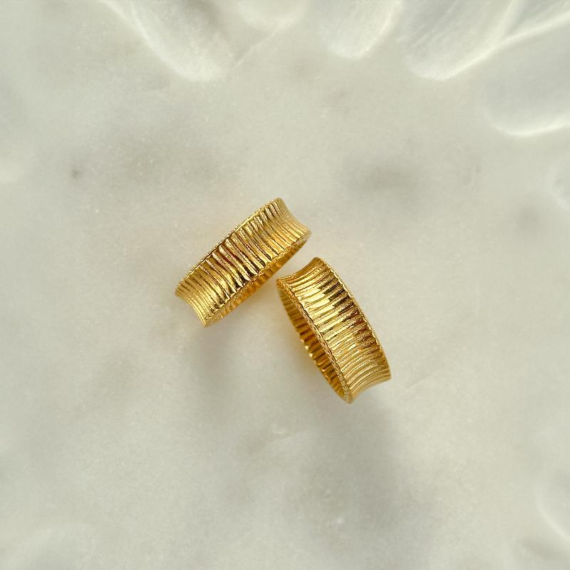 Gold Ruffle Ring