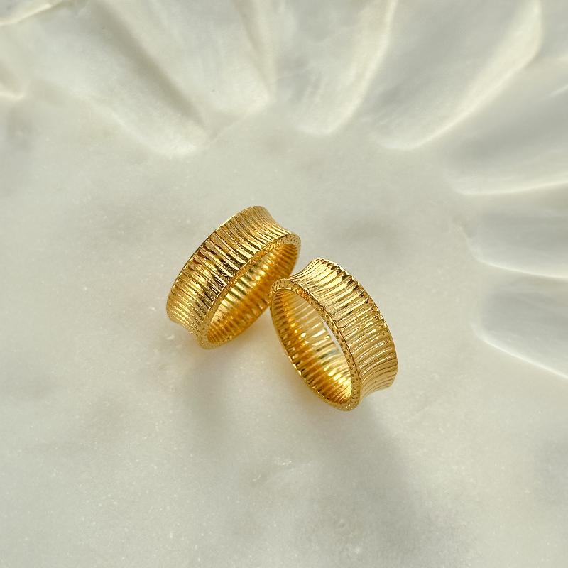 Gold Ruffle Ring